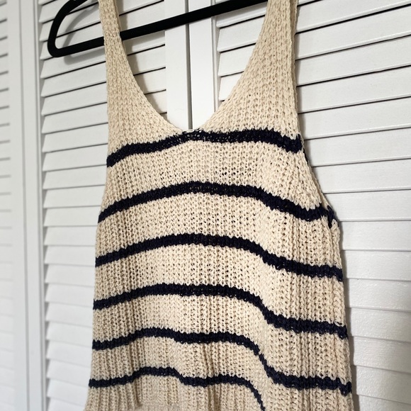 Knit waist length tank top! - Picture 6 of 6